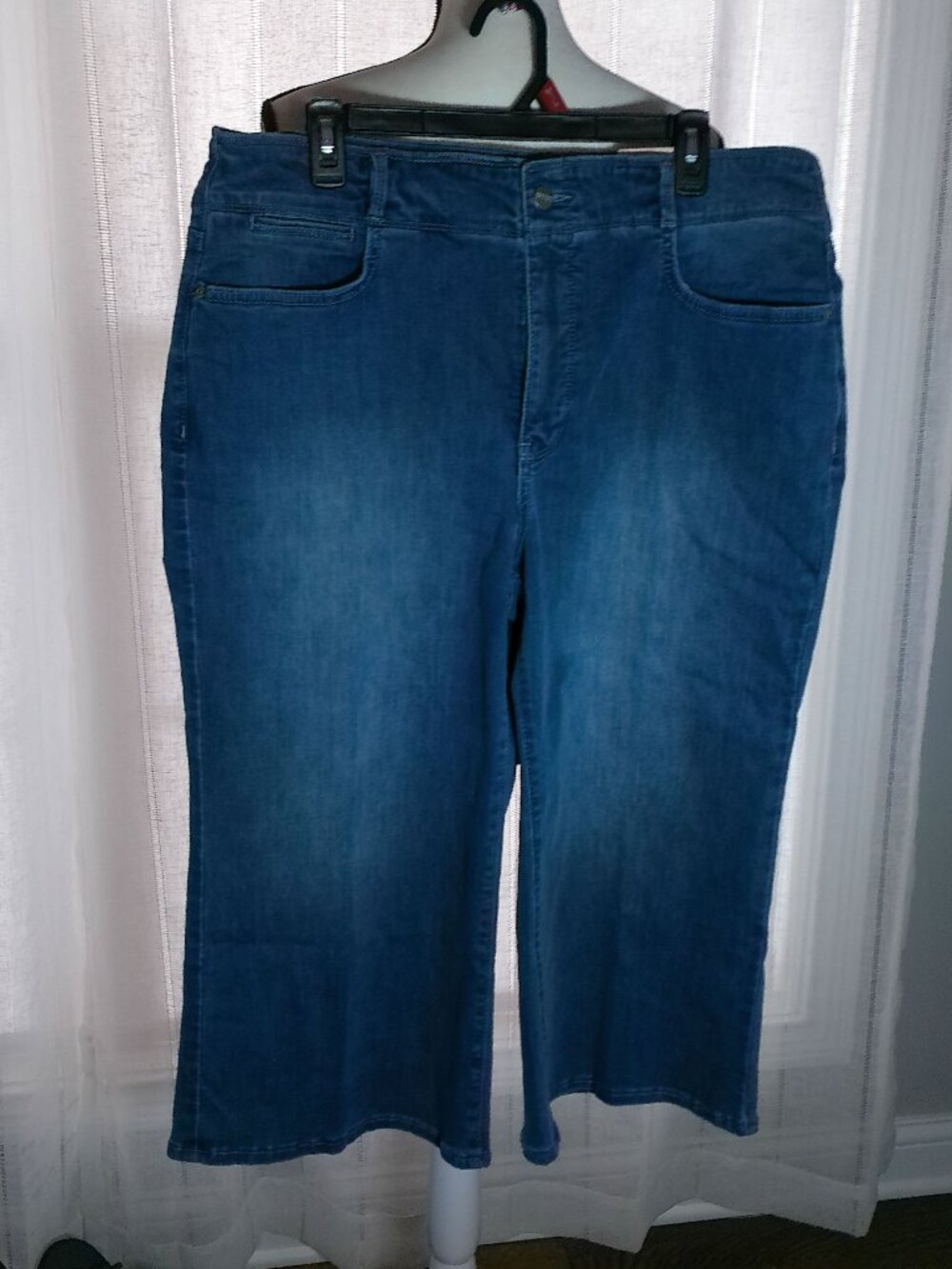 NYDJ NWT Cool Embrace Lift Tuck Wide Leg Cropped Compass Blue Jeans 16P